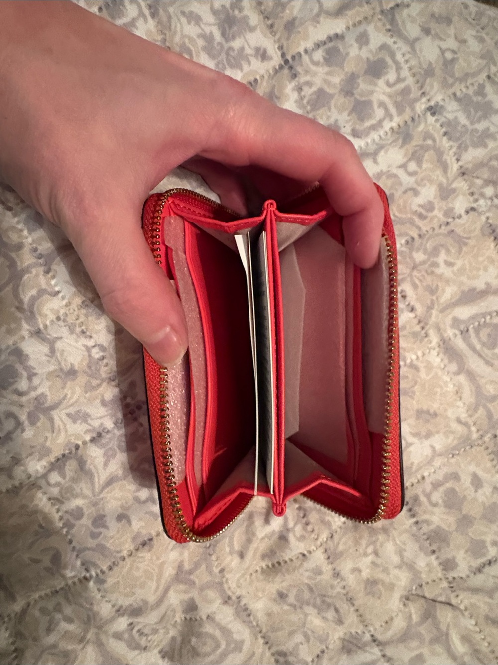 Michael Kors Coral Pink/Red Signature Zip Card Holder - Picture 4 of 4